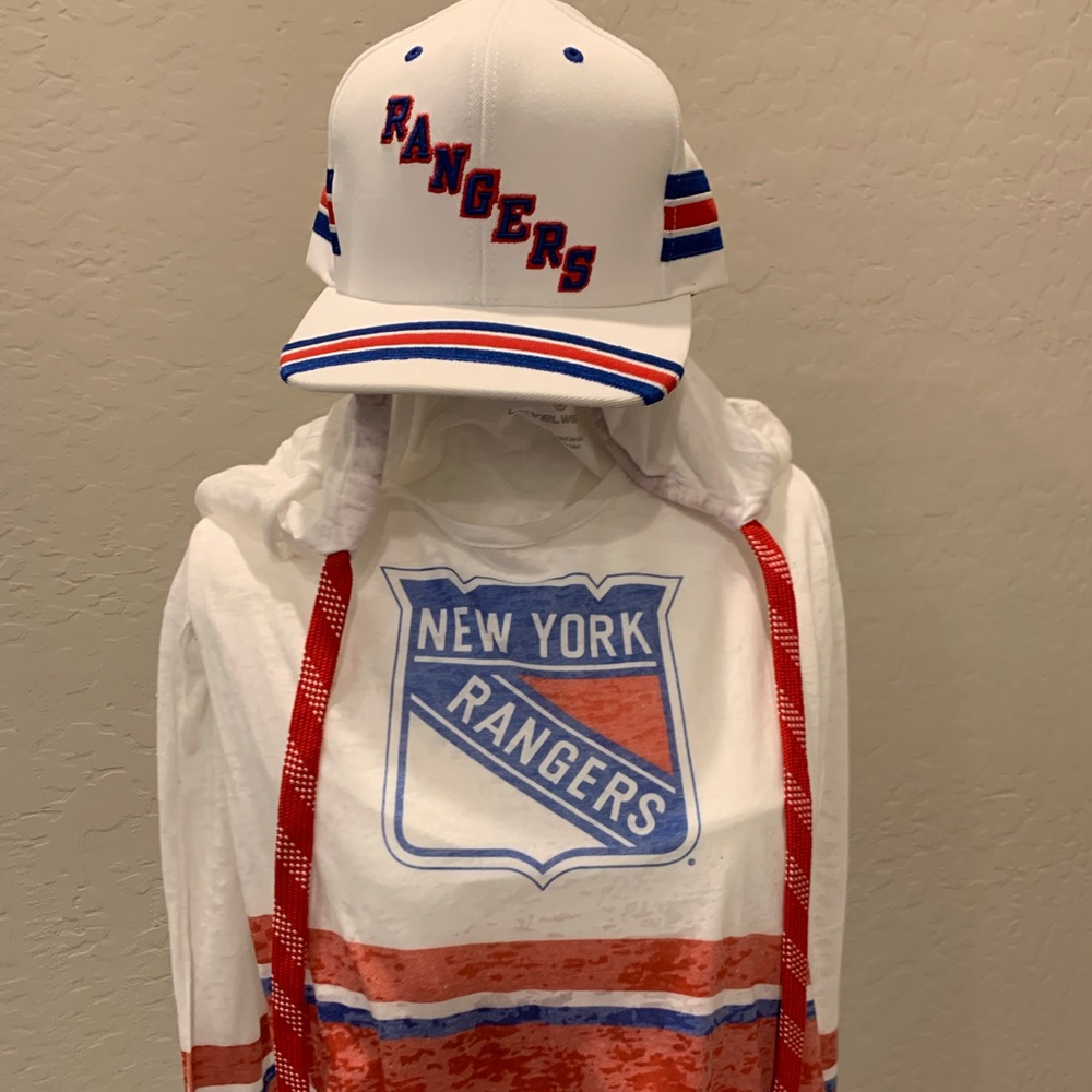 NY Rangers lite weight Hoodie and Snap Back Hat